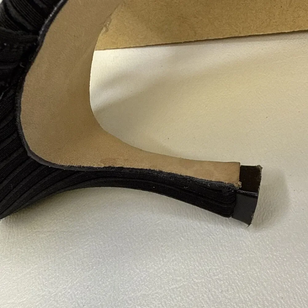 Manolo Blahnik Bretto Satin Slingback Pointy Toe Pumps EU 35.5
